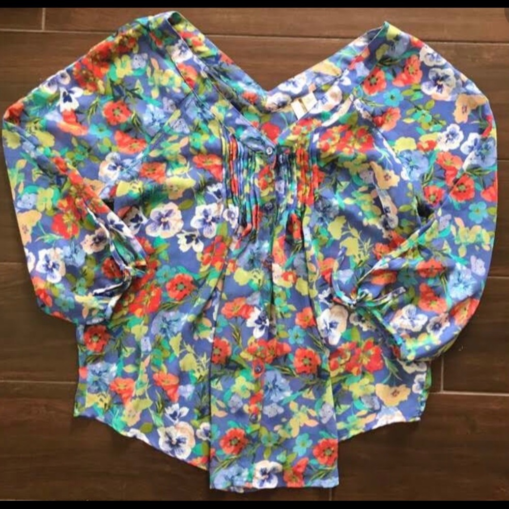 LC Lauren Conrad floral blouse, very flattering
